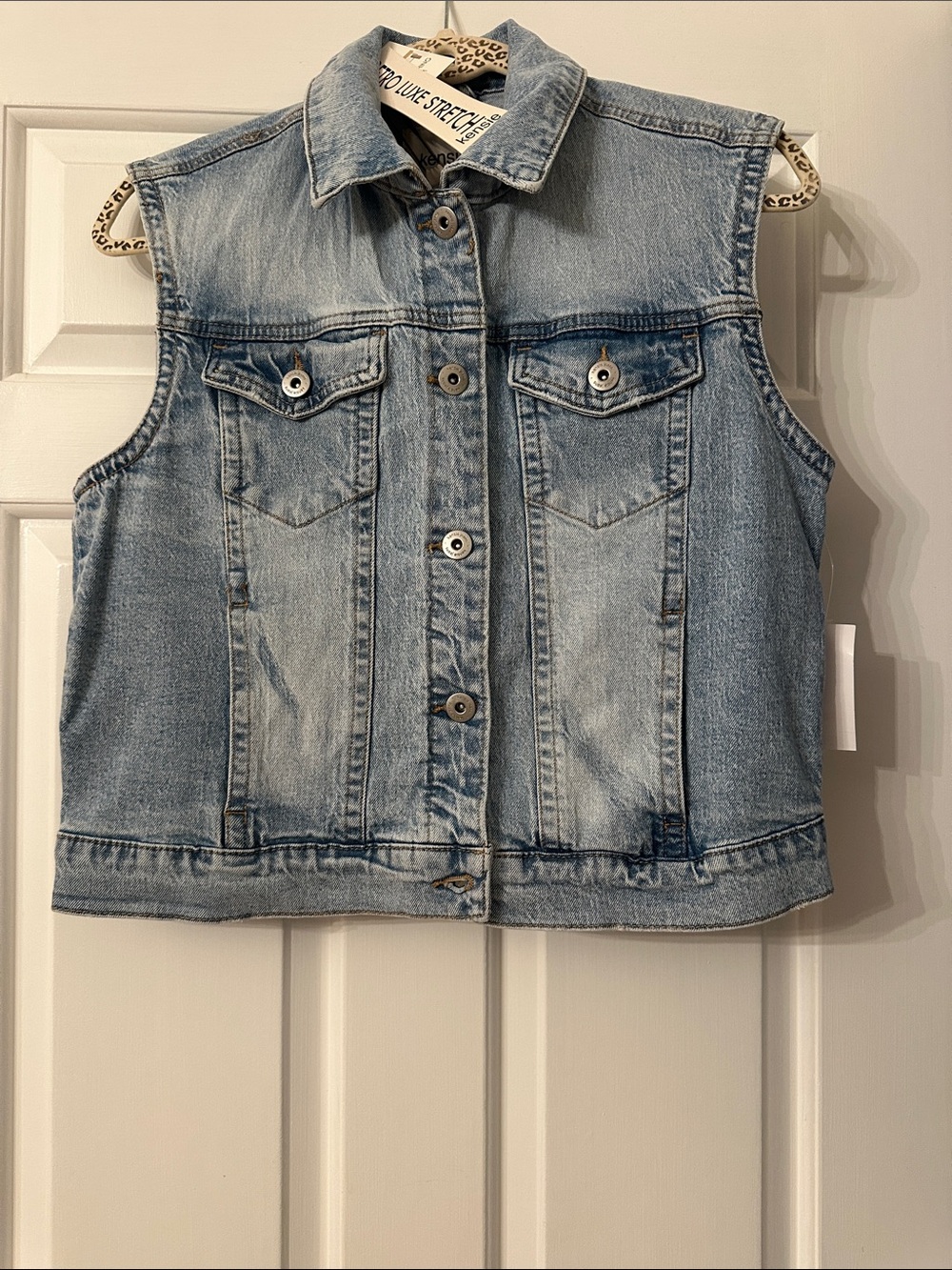 Kensie Light Blue Denim Button-Front Vest